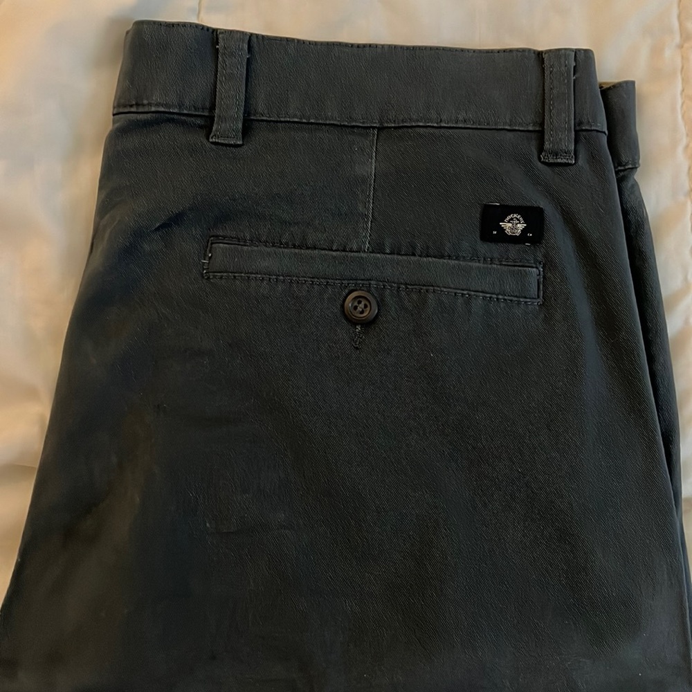 Men’s Dockers Ultimate Chino size 36 x 30 Navy